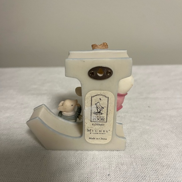 Disney Classic Winnie the Pooh Piglet Ceramic Alphabet Letter "L" Michel & Co. - Picture 4 of 4